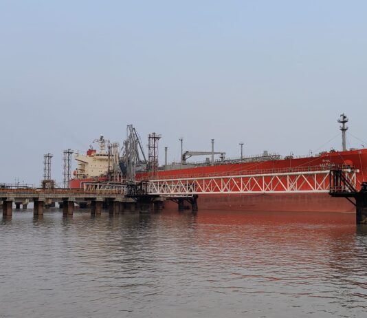 বন্দরের ২ টি বার্থ মেকানাইজ করার উদ্যোগ, বাড়বে রাজস্ব দাবি বন্দরের হলদিয়া